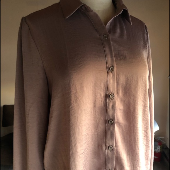 Satin long sleeve - Picture 1 of 3